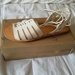 Indigo rd. White tie up sandals